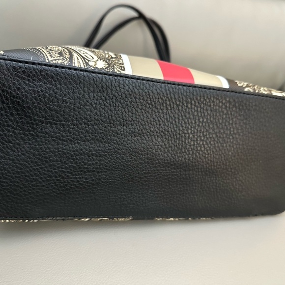 Anne Klein Paisley and Striped Towel - EUC - Picture 7 of 13